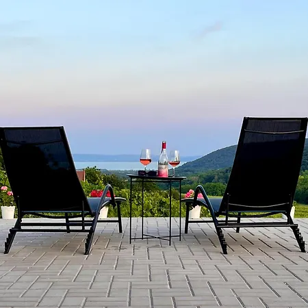 Antmann Bor Terasz Szallas