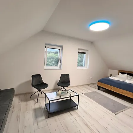 Antmann Bor Terasz Szallas לינה וארוחת בוקר