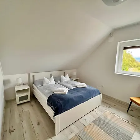 Antmann Bor Terasz Szallas 3* Balatoncsicso