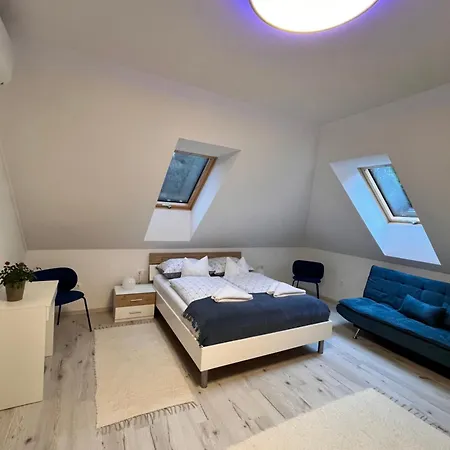 Antmann Bor Terasz Szallas Bed and Breakfast Balatoncsicso